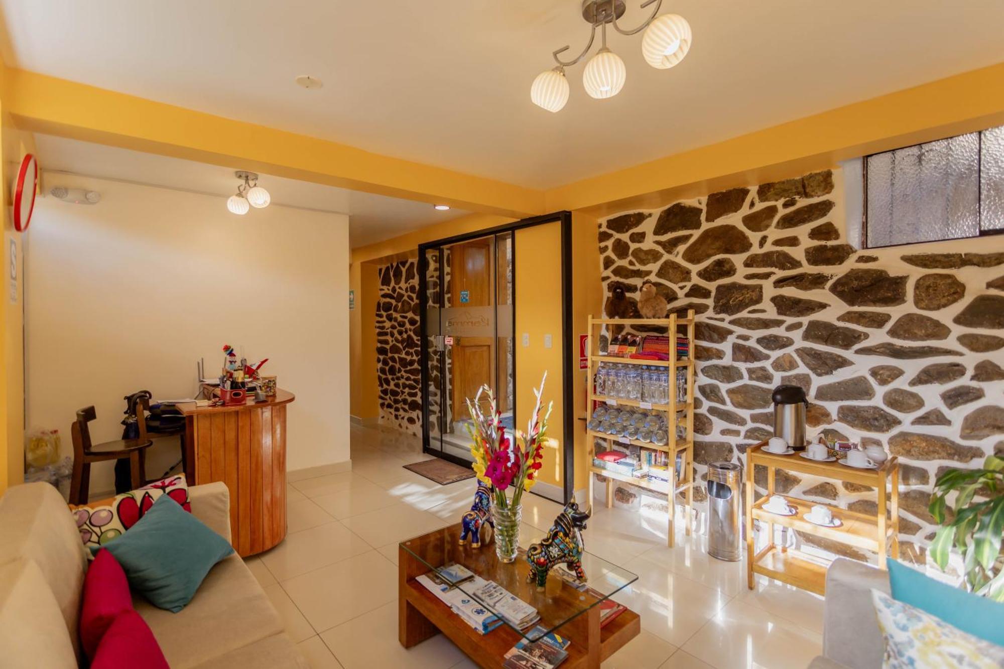 Kamma Guest House Олантаятамбо Екстериор снимка